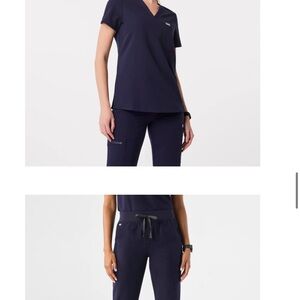 Figs Women's Navy Scrub Set